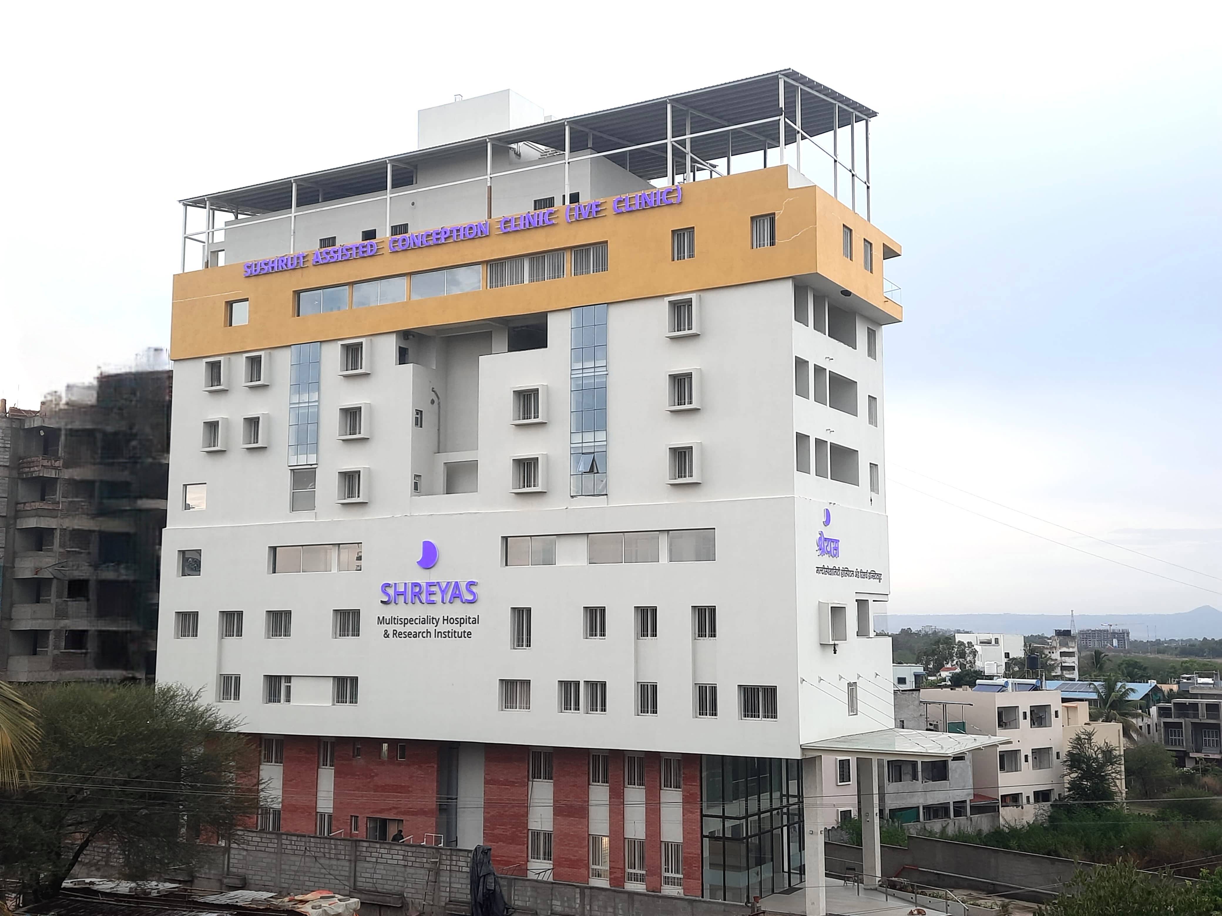 Doctor consulting couple about fertility